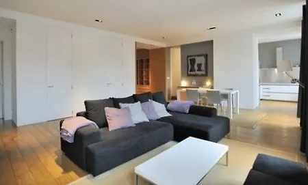 Apartment Ambiance - Jacobins